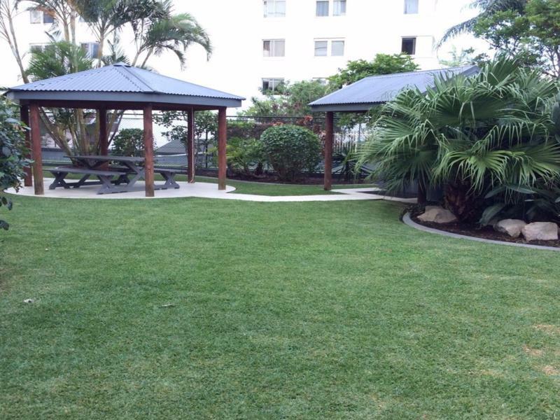 Pacific Resort Broadbeach Gold Coast Exterior photo